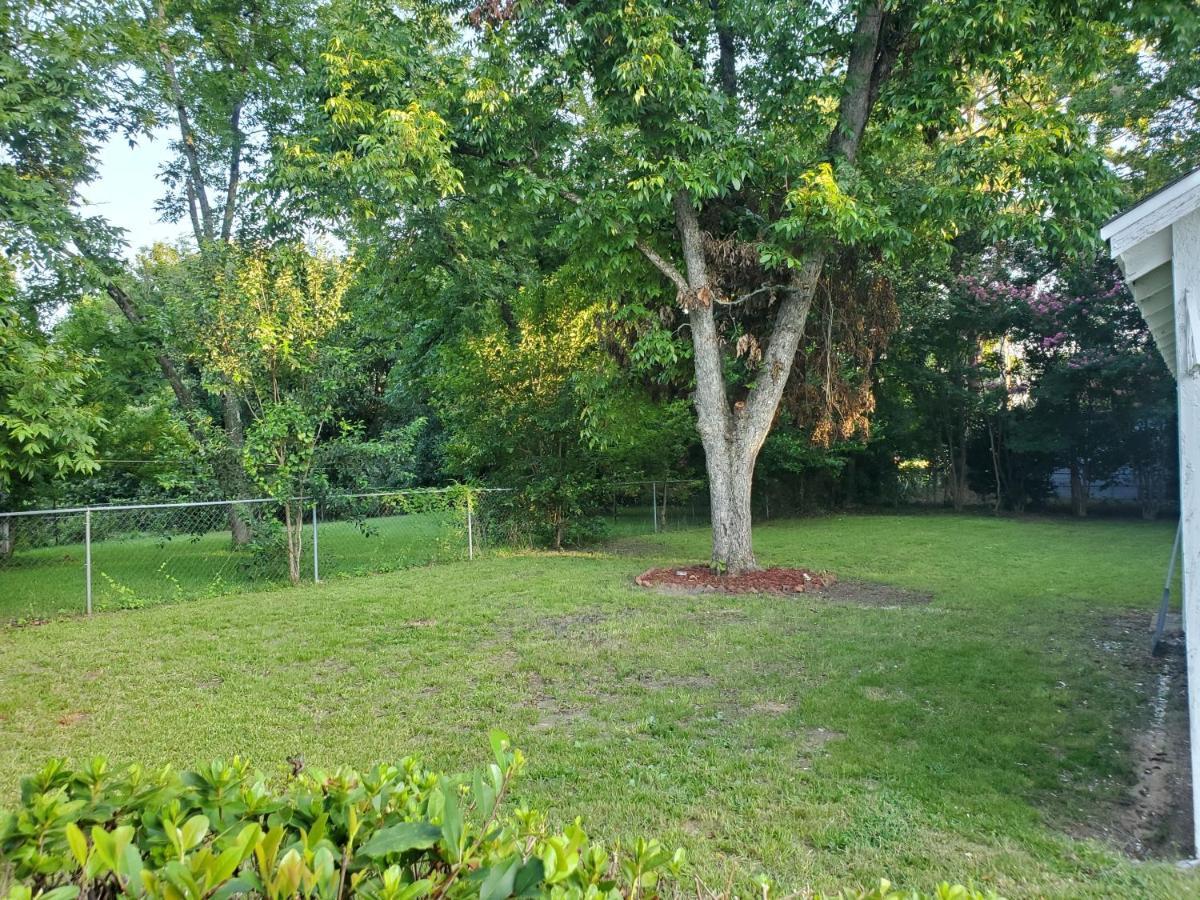 Spacious Centrally Located 3 Bed 2 Bath - Sleeps 8 Montgomery Kültér fotó