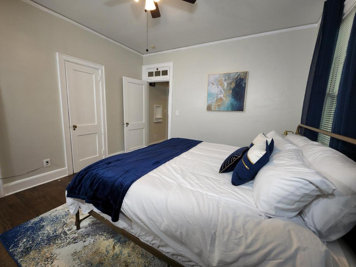 Spacious Centrally Located 3 Bed 2 Bath - Sleeps 8 Montgomery Kültér fotó